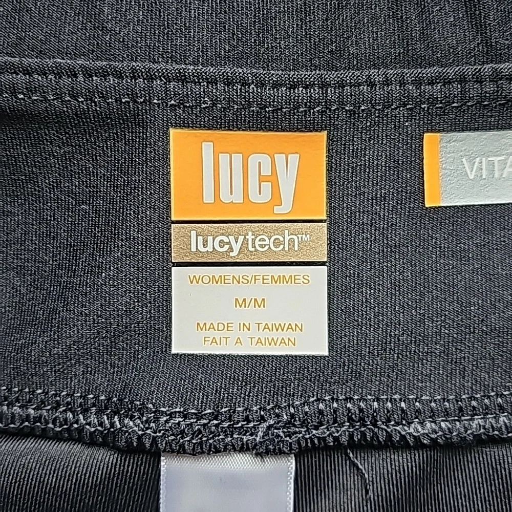 Lucy Tech Shorts - Picture 5 of 9